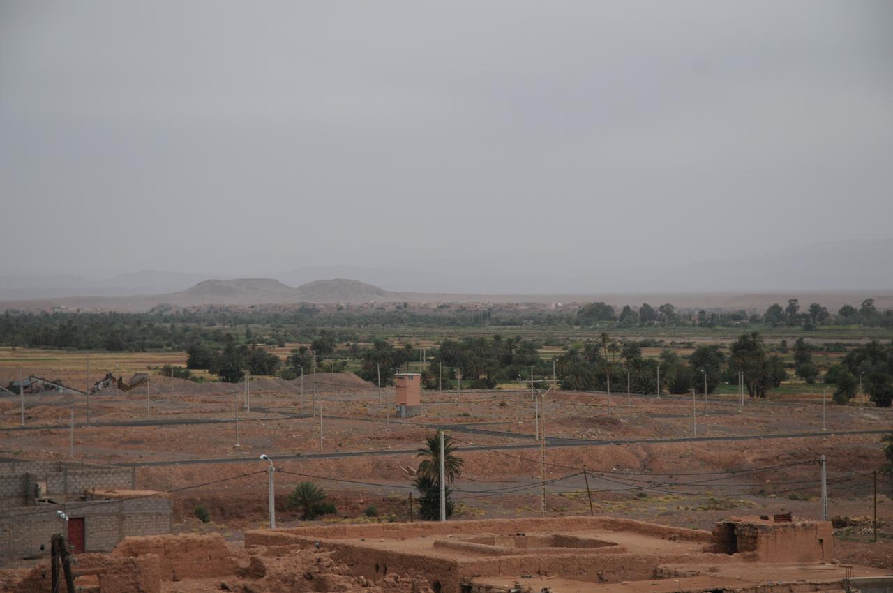 Ouarzazate Youth Hostel Yho Tajda מראה חיצוני תמונה